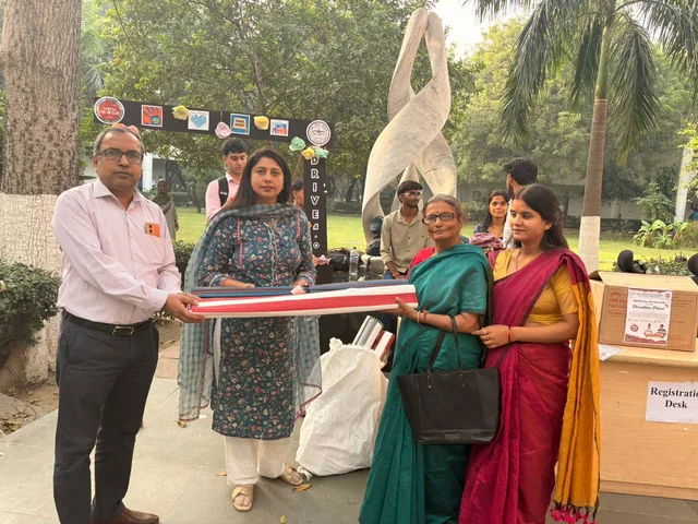 DTU donation drive representatives